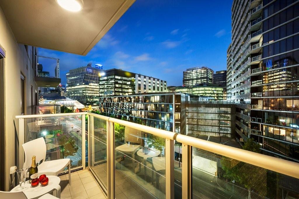 Quest Docklands Aparthotel Мелбърн Стая снимка