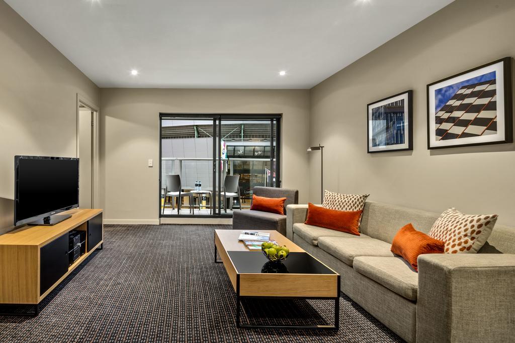 Quest Docklands Aparthotel Мелбърн Екстериор снимка