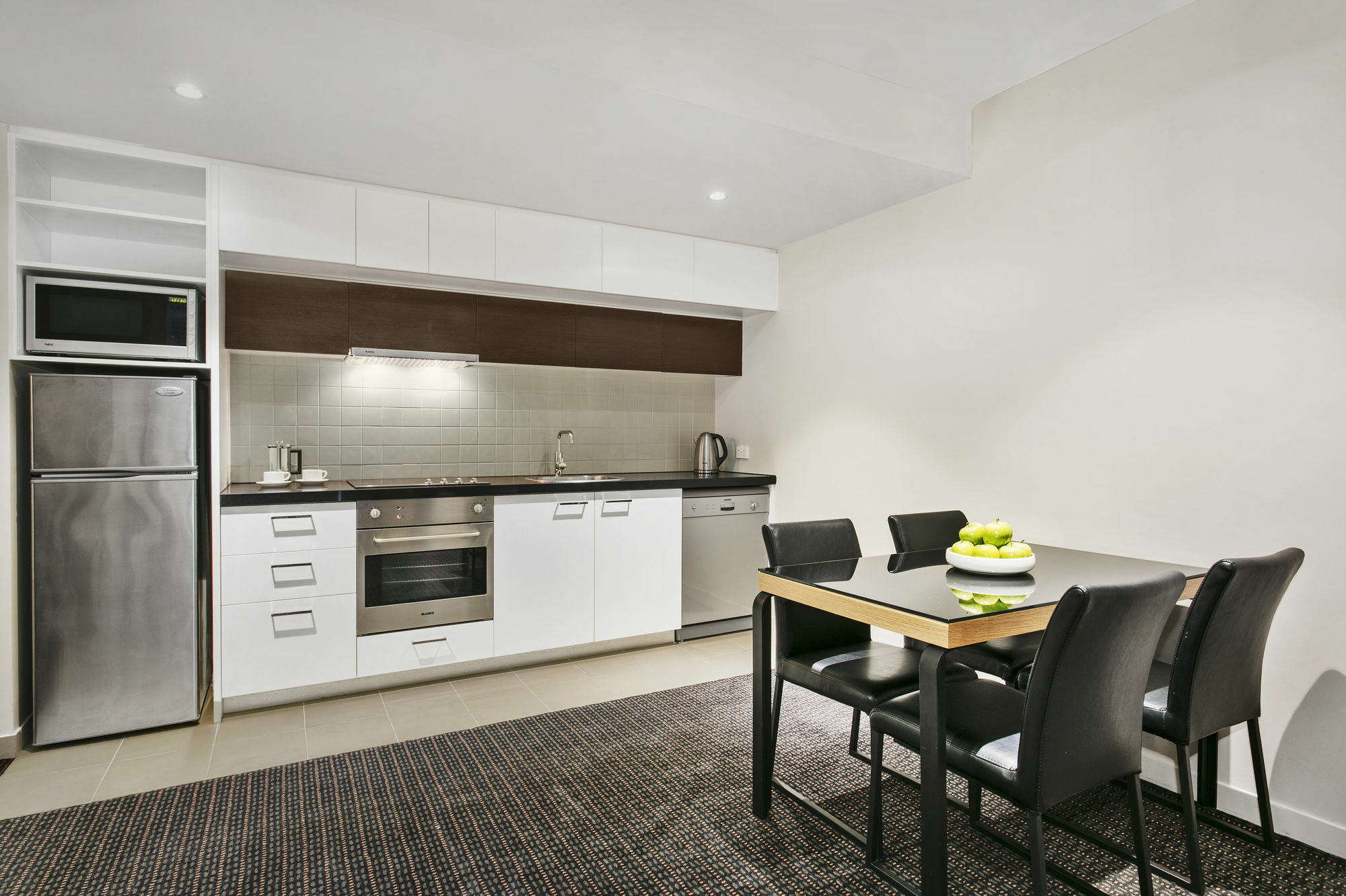 Quest Docklands Aparthotel Мелбърн Екстериор снимка